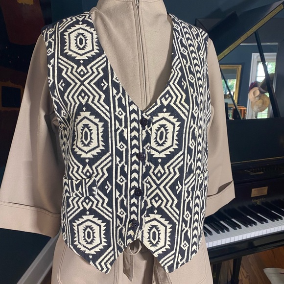 Vintage Sophisticates by Jonathan Martin 90s geometric pattern knit button vest - Picture 2 of 6